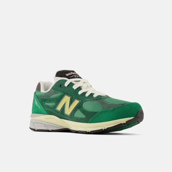 990v3 Varsity Green with Team Forest Green Kids Size 35 8211 7 New Balance 990v3 Varsity Green with Team Forest Green Kids Size 35 8211 7 New Balance