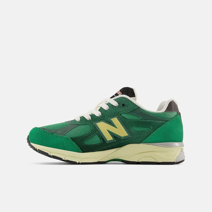 990v3 Varsity Green with Team Forest Green Kids Size 35 8211 7 New Balance 990v3 Varsity Green with Team Forest Green Kids Size 35 8211 7 New Balance