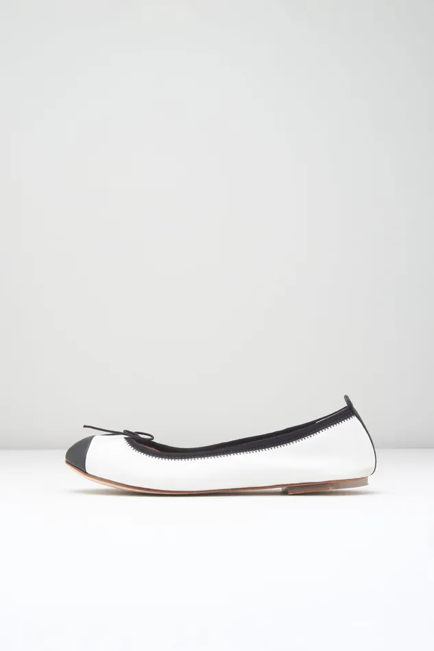 Adult Ballet Flats Bloch Ladies Rigel Ballet Flats White Black Leather