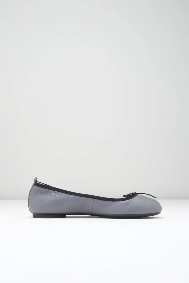 Ballet Flats Adult Ladies Nashira Ballet Flats Ash Grey Leather Bloch