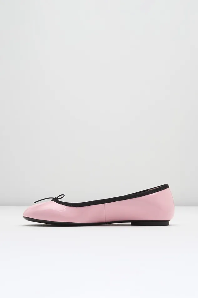 Bloch Ballet Flats Adult Ladies Amalthea Ballet Flats Pink Gloss