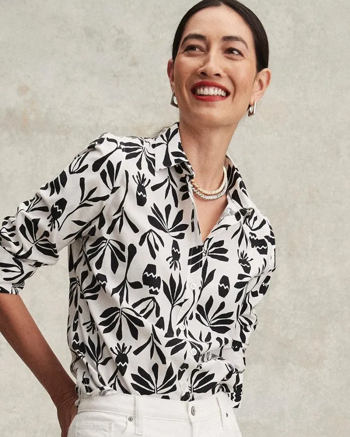 Chico039s Blouses and Shirts No Iron Stretch Pottery Shirt Optic Whiteblack 8211 Clothing