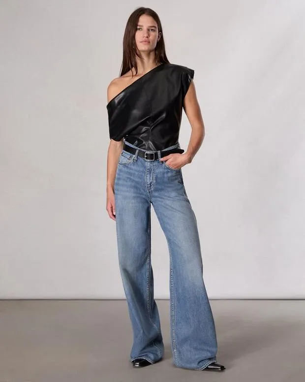 Featherweight WideLeg Sofie Jean Beverly Women FeatherweightWideLeg and BarrelJeans rag and bone Featherweight WideLeg Sofie Jean Beverly Women FeatherweightWideLeg and BarrelJeans rag and bone