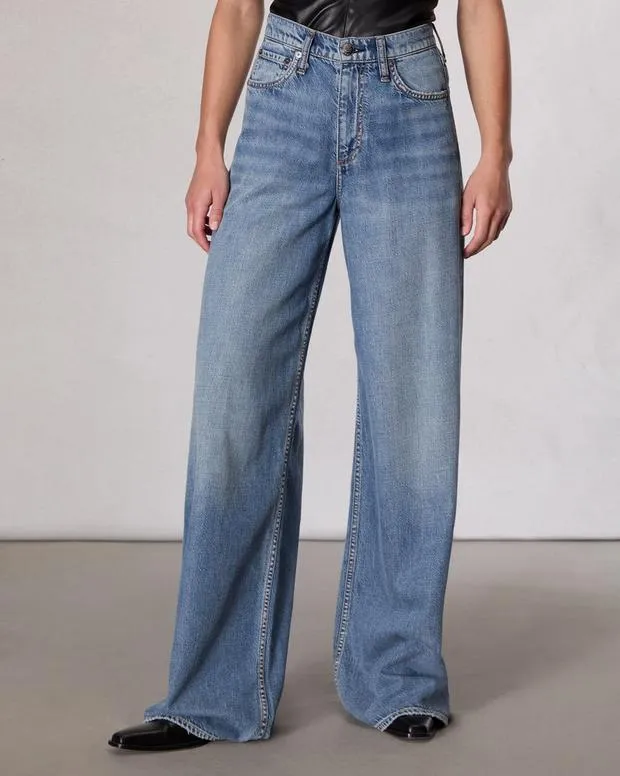 Featherweight WideLeg Sofie Jean Beverly Women FeatherweightWideLeg and BarrelJeans rag and bone