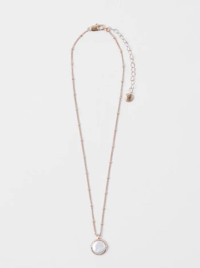 French Connection Jewellery Pearl Pendant Necklace Gold 8211 Woman