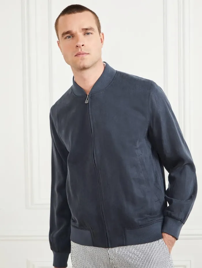 GUESS Eco Classic Flight Jacket Bleu lgant Men Jackets and Coats GUESS Eco Classic Flight Jacket Bleu lgant Men Jackets and Coats