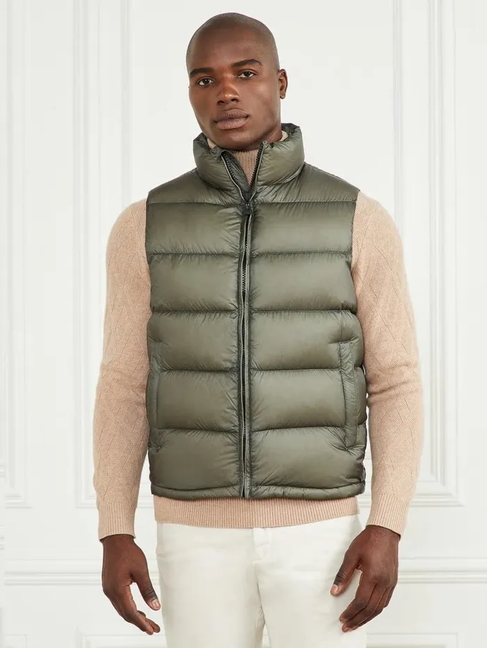 GUESS Jackets and Coats Men Down Puffer Vest Hunter Green GUESS Jackets and Coats Men Down Puffer Vest Hunter Green