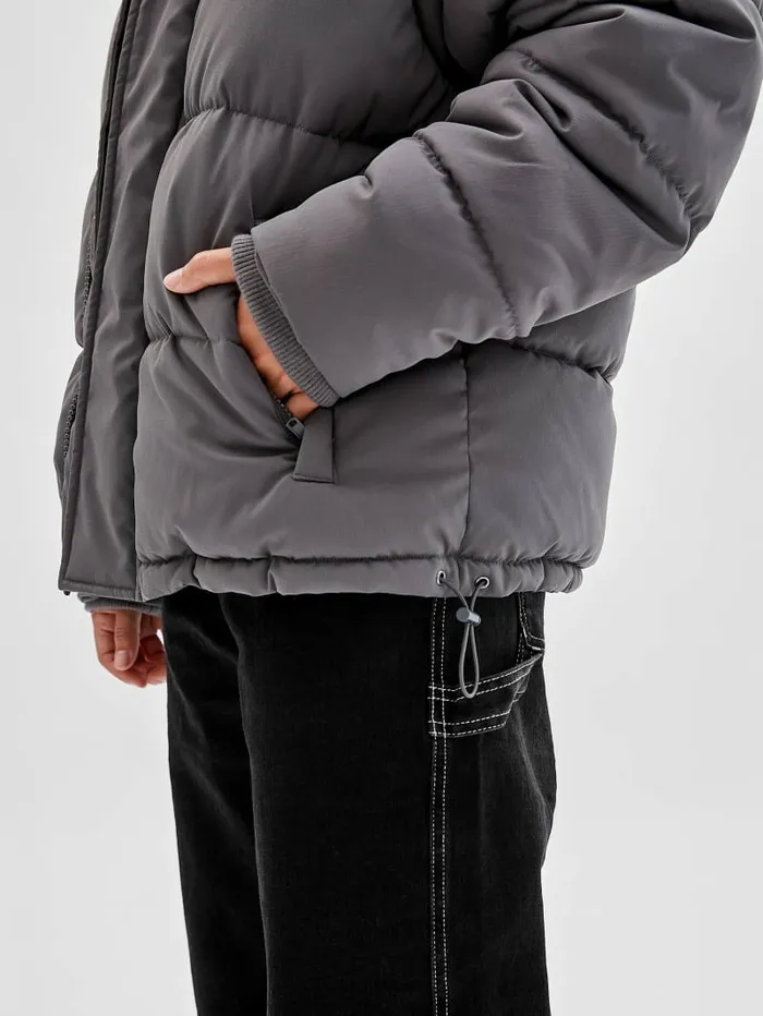 GUESS Jackets and Coats Men GUESS Originals Puffer Jacket Fortress Grey GUESS Jackets and Coats Men GUESS Originals Puffer Jacket Fortress Grey