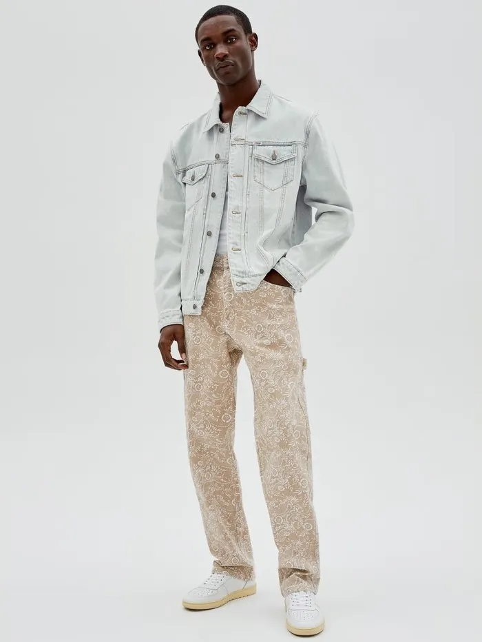 GUESS Originals Kit Denim Jacket Go Crest Lt Wash Men Jackets and Coats GUESS GUESS Originals Kit Denim Jacket Go Crest Lt Wash Men Jackets and Coats GUESS