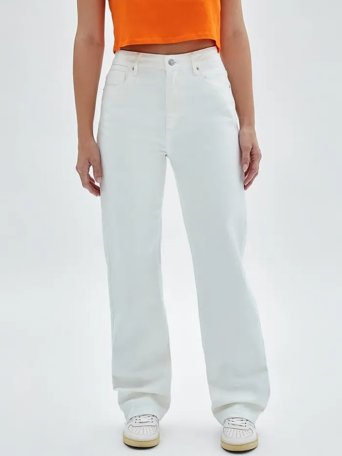 GUESS Originals Kit Mom Jeans Go Ecru Wash Women Bottoms GUESS