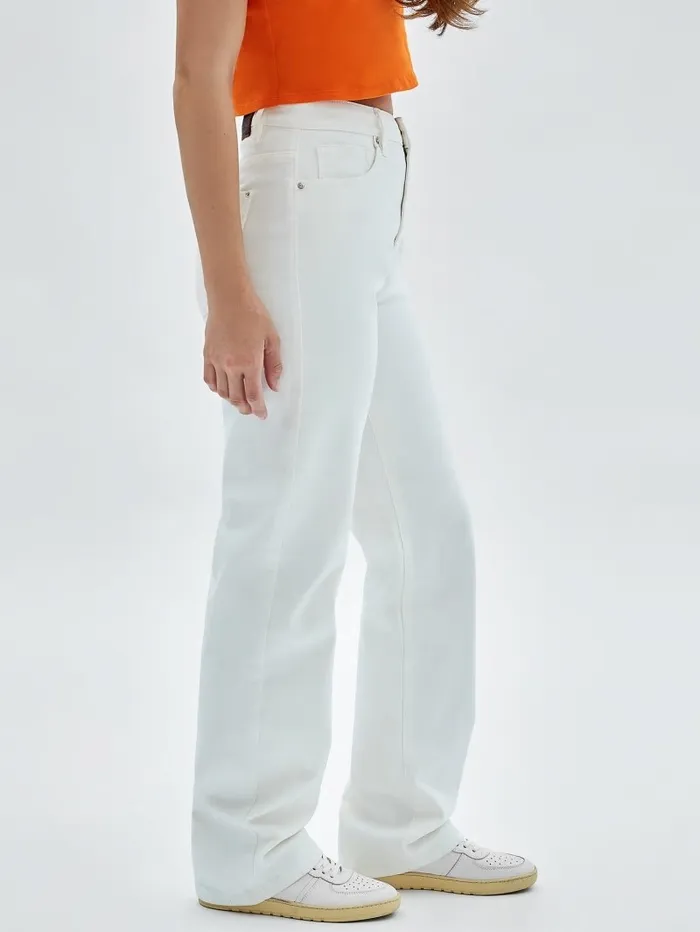 GUESS Originals Kit Mom Jeans Go Ecru Wash Women Bottoms GUESS GUESS Originals Kit Mom Jeans Go Ecru Wash Women Bottoms GUESS