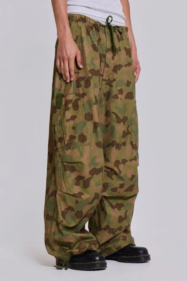 Jaded London Trousers and Pants Women Duck Camo Parachute Pants Camo