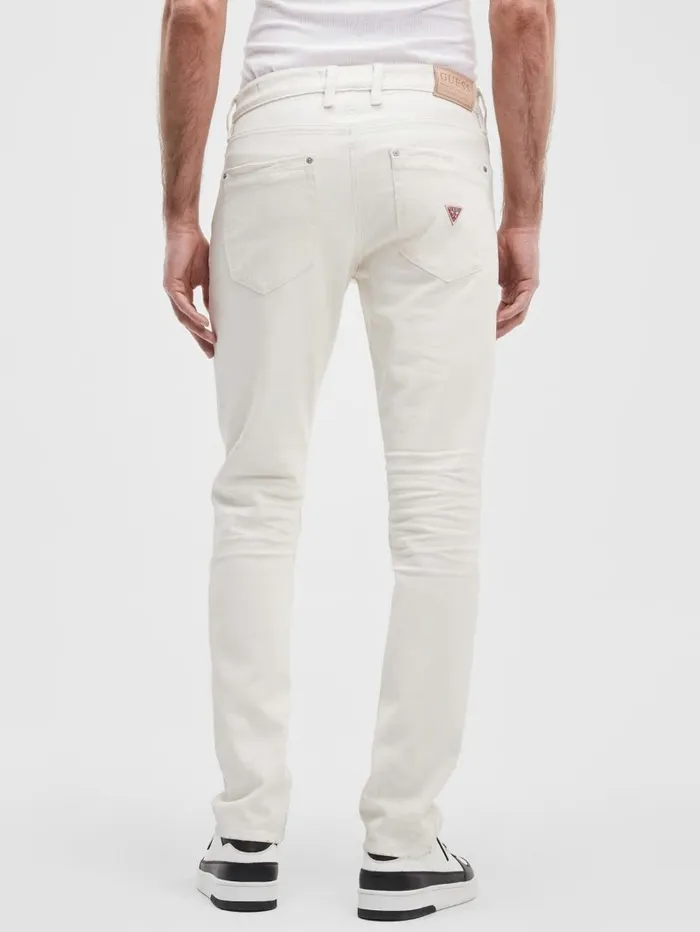 Jeans and Denim GUESS Men Eco Tapered Jeans Optic White Jeans and Denim GUESS Men Eco Tapered Jeans Optic White