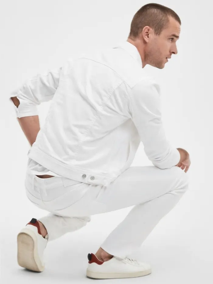 Jeans and Denim GUESS Men Eco Tapered Jeans Optic White Jeans and Denim GUESS Men Eco Tapered Jeans Optic White
