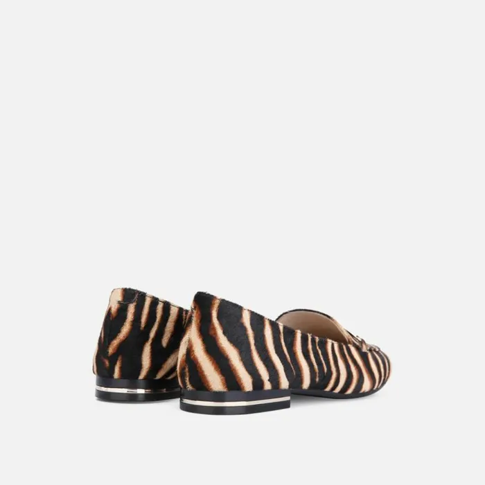 Kenneth Cole Balance Loafer Bar Graphic Zebra Women Flats Kenneth Cole Balance Loafer Bar Graphic Zebra Women Flats