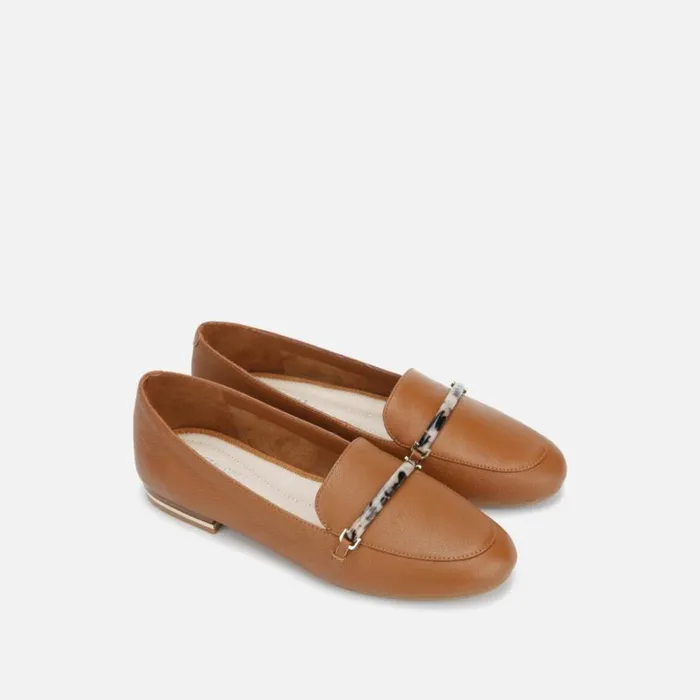 Kenneth Cole Balance Loafer Resin Bar Cognac Women Flats