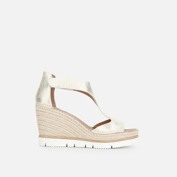 Kenneth Cole Elyssa Easy TStrap Wedge Sandal Ice Women Gentle Souls