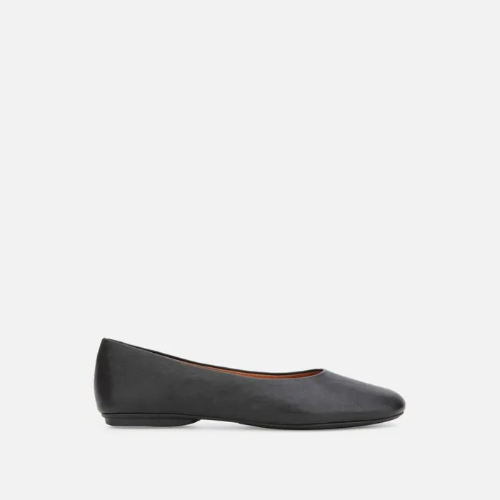 Kenneth Cole Eugene Travel Ballet Flat Black Women Flats