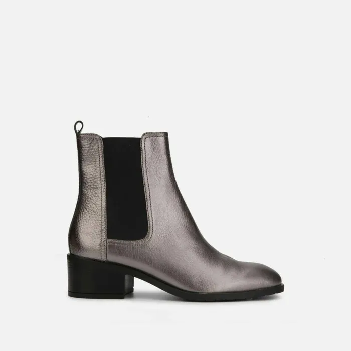 Kenneth Cole Salt Heeled Chelsea Boot Pewter Women Boots Booties