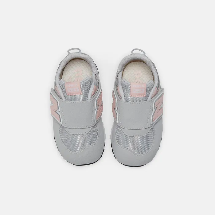Kids New Balance 574 NEWB Hook and Loop Rain Cloud with Pink Haze Size 0 8211 10 Kids New Balance 574 NEWB Hook and Loop Rain Cloud with Pink Haze Size 0 8211 10