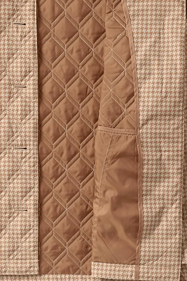 Lands039 End Coats and Jackets Women Insulated Packable Quilted Barn Jacket Print Light Pecan Houndstooth Lands039 End Coats and Jackets Women Insulated Packable Quilted Barn Jacket Print Light Pecan Houndstooth