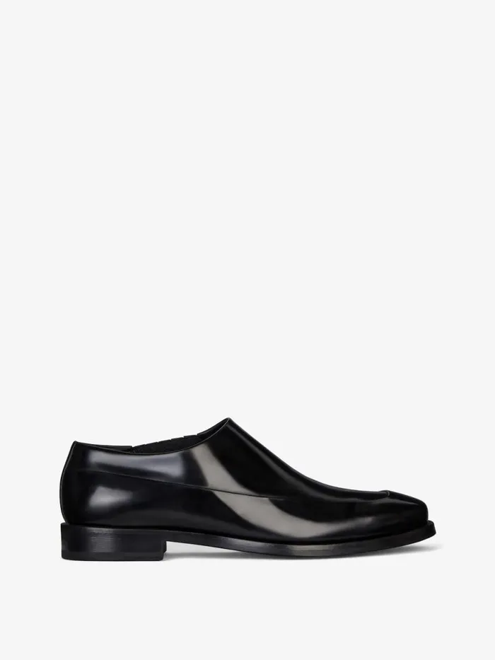 Men Boots and Loafers Givenchy Squared Derbies In Leather Black