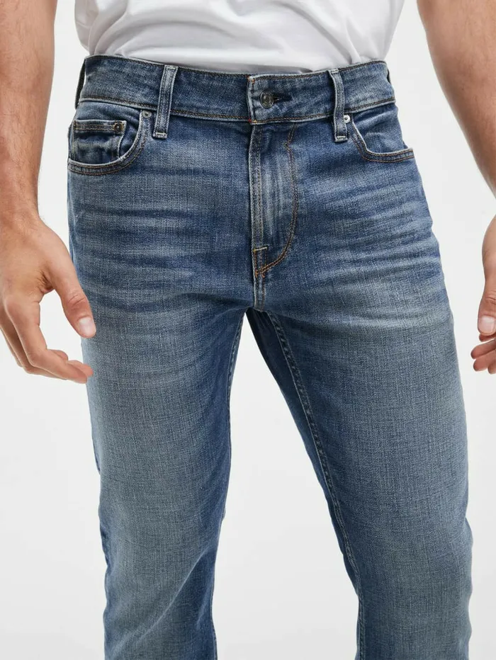 Men Jeans and Denim GUESS Straight Jeans Stratus Blue Wash