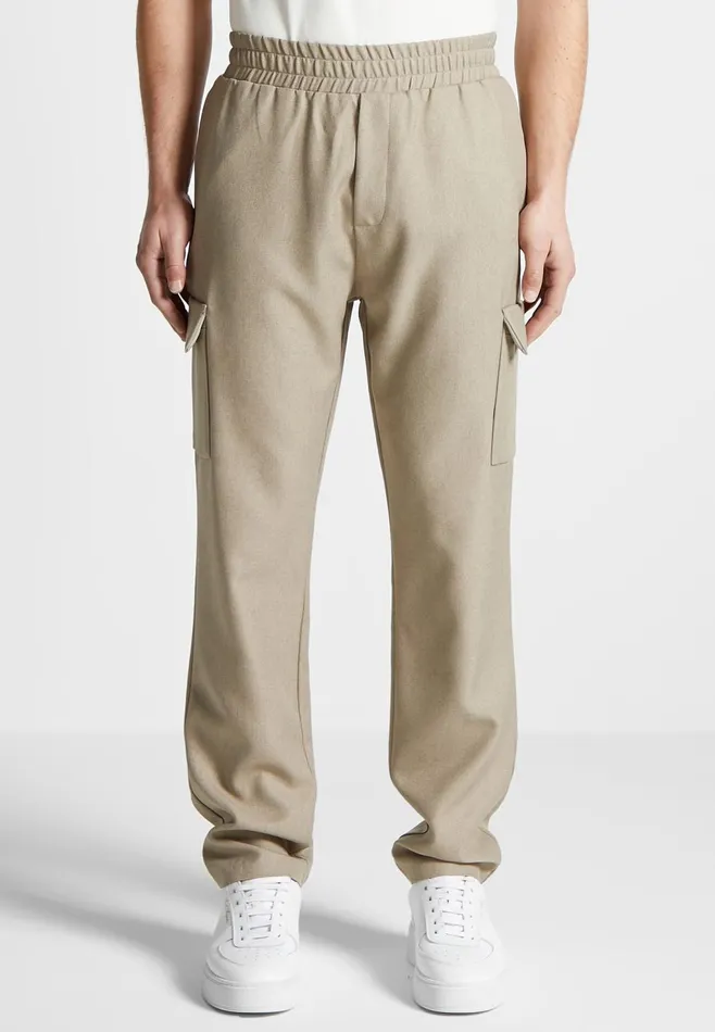 Men Manire De Voir Angular Pocket Cargo Pants Beige