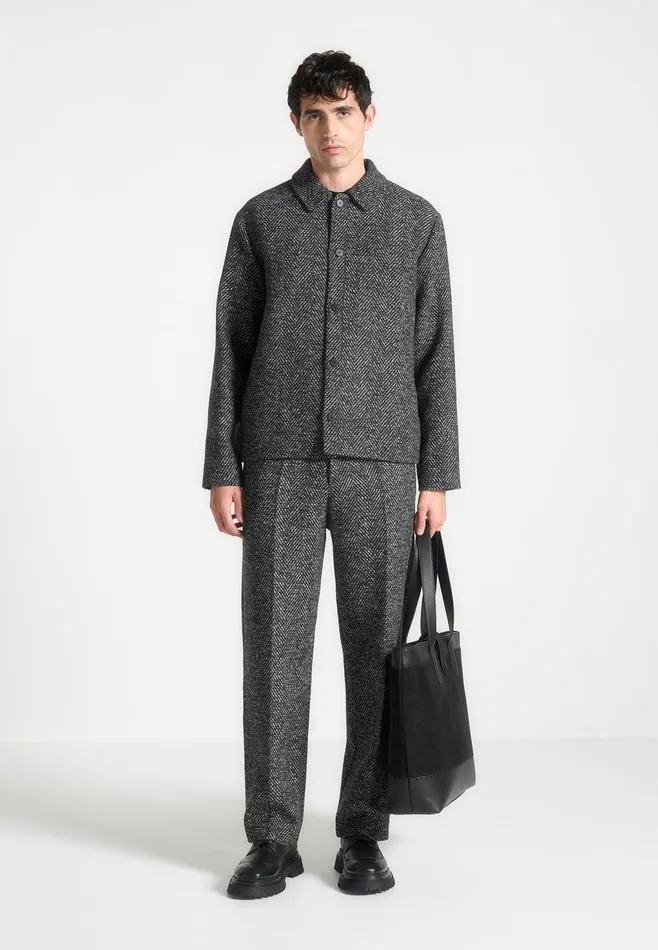 Men Manire De Voir Brushed Herringbone Trousers Black