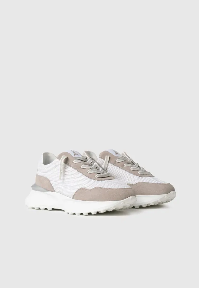 Men Manire De Voir Lartiste Runner Whitebeige