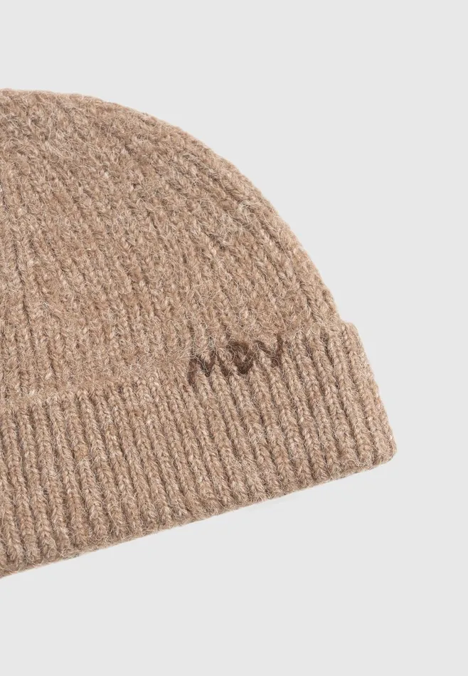 Men Manire De Voir Mdv Handstitched Wool Knit Beanie Beige