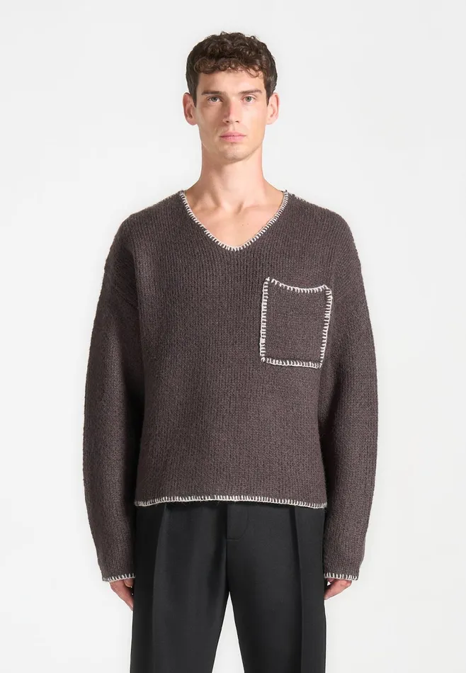 Men Manire De Voir Mohair Knit Whipstitch V Neck Jumper Brown