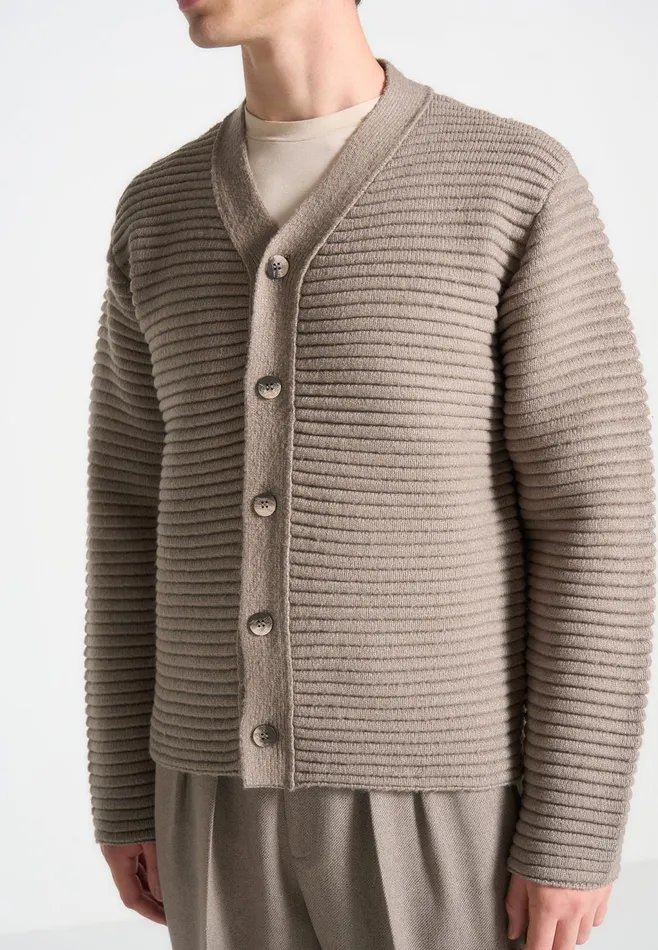 Men Manire De Voir Ribbed Knit Cardigan Taupe