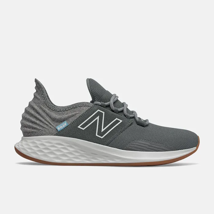 Men New Balance Fresh Foam Roav Tee Shirt Lead with Light Aluminum Walking
