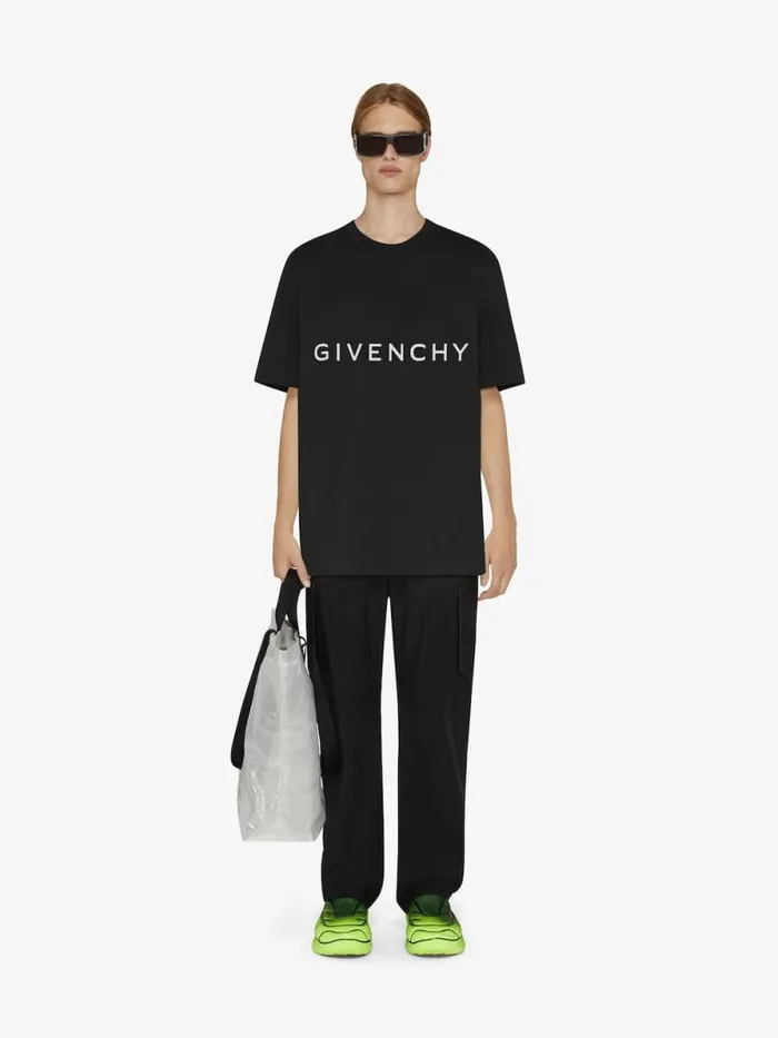 Men TShirts Givenchy GIVENCHY Archetype Oversized Tshirt In Cotton Black