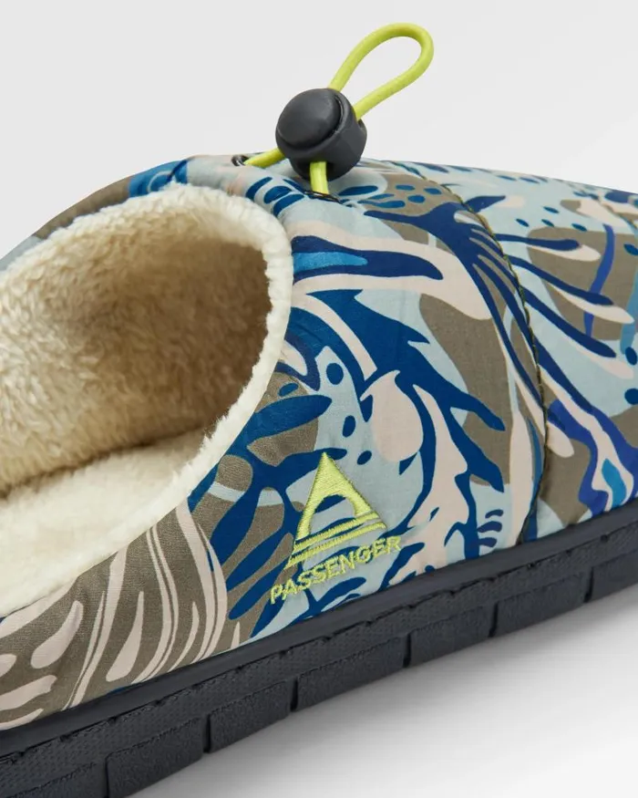 Passenger Footwear Step Out Slipper Abstract Seaweed Pistachio Abstract Seaweed Pistachio 8211 WomenMen