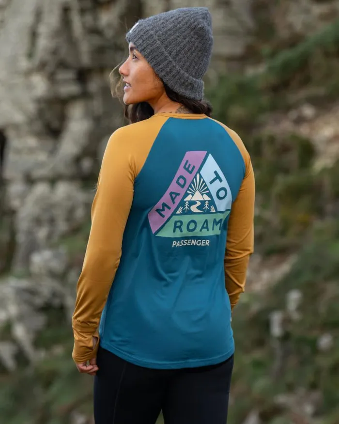 Passenger Tops River Recycled Active LS TShirt Dusty Ochre Corsair Blue Dusty Ochre Corsair Blue 8211 Women Passenger Tops River Recycled Active LS TShirt Dusty Ochre Corsair Blue Dusty Ochre Corsair Blue 8211 Women