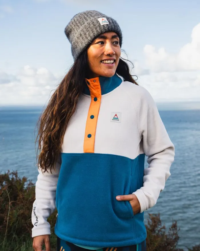 Passenger Tops Snowdrop Pullover Recycled Polartec Fleece Corsair Vintage White Corsair Vintage White 8211 Women Passenger Tops Snowdrop Pullover Recycled Polartec Fleece Corsair Vintage White Corsair Vintage White 8211 Women