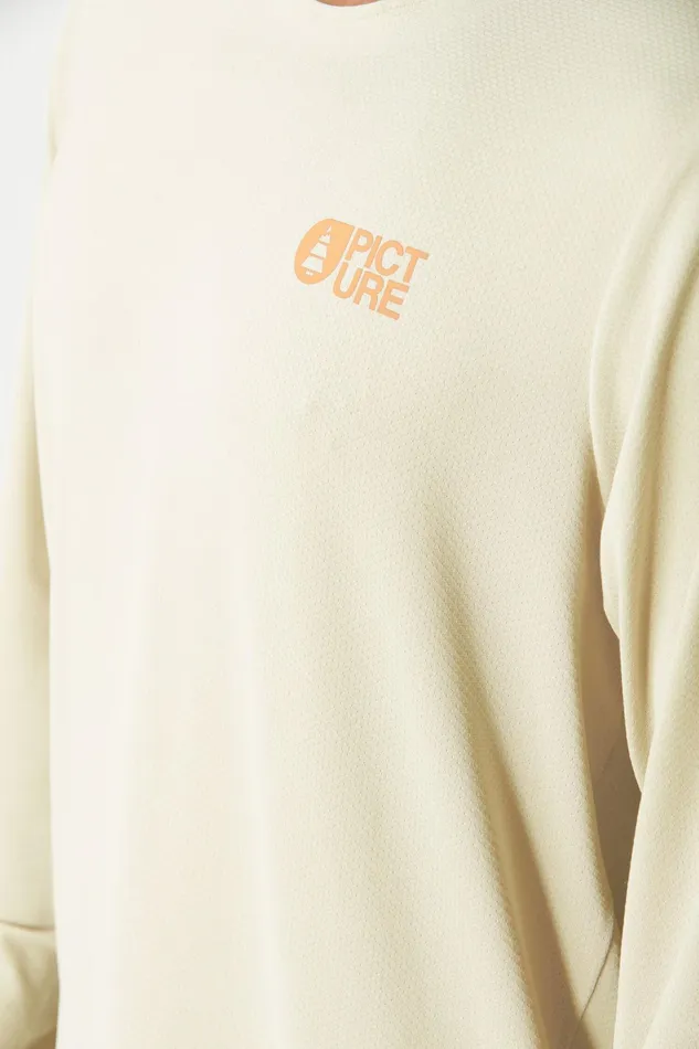 Picture Organic Clothing Osborn Ls Tech Tee Men TShirts Picture Organic Clothing Osborn Ls Tech Tee Men TShirts