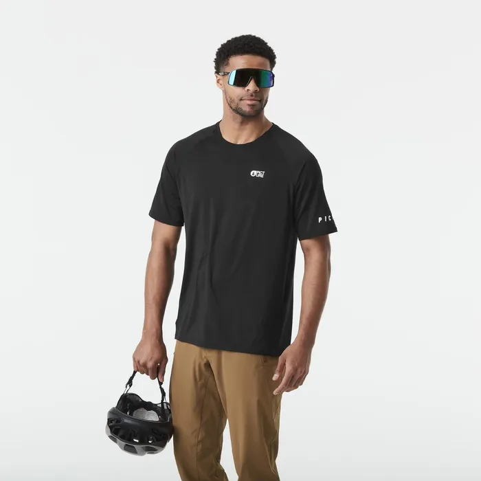 Picture Organic Clothing Osborn Ss Tech Tee Men TShirts Picture Organic Clothing Osborn Ss Tech Tee Men TShirts