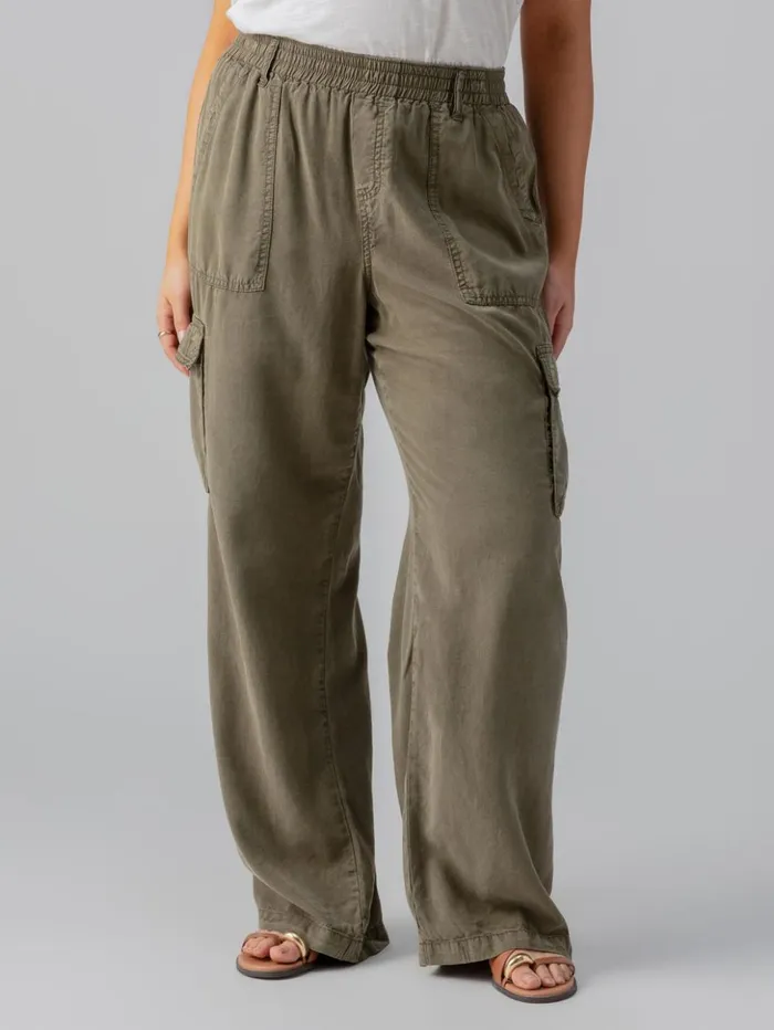 Sanctuary Clothing Inclusive Women Relaxed Reissue Cargo Standard Rise Pant Burnt Olive Inclusive Collection Sanctuary Clothing Inclusive Women Relaxed Reissue Cargo Standard Rise Pant Burnt Olive Inclusive Collection