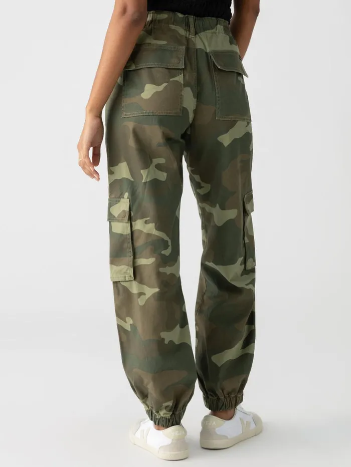 Sanctuary Clothing Pants Women Cyber Cargo Standard Rise Pant Renew Camo