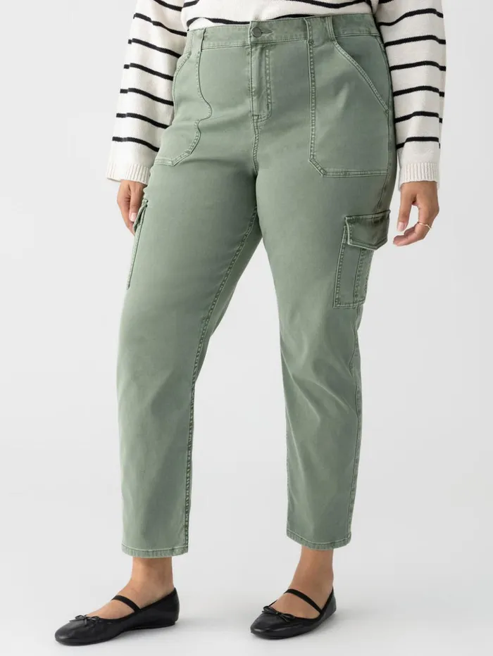 Sanctuary Clothing Pants Women Sculpted Hayden Cargo Standard Rise Pant Dark Spruce Inclusive Collection Sanctuary Clothing Pants Women Sculpted Hayden Cargo Standard Rise Pant Dark Spruce Inclusive Collection