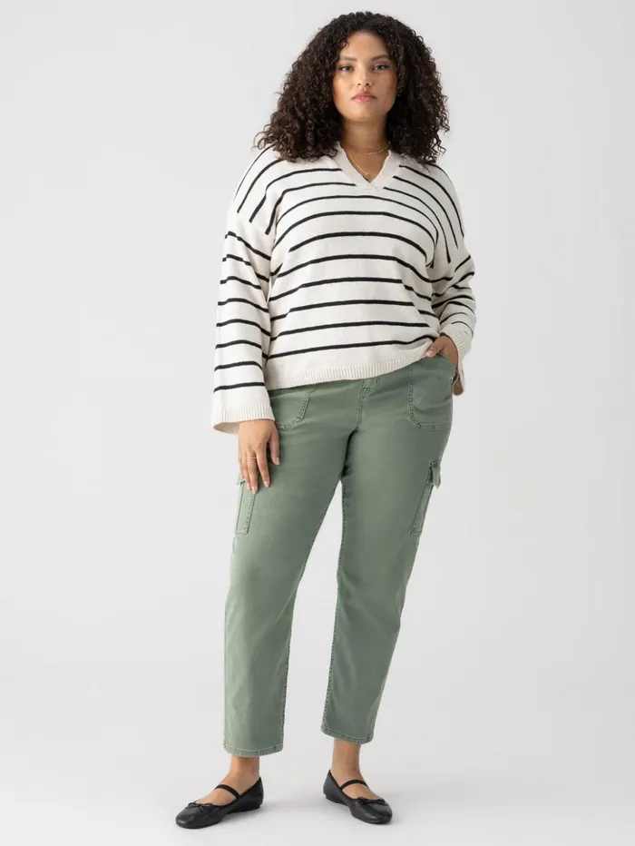 Sanctuary Clothing Pants Women Sculpted Hayden Cargo Standard Rise Pant Dark Spruce Inclusive Collection