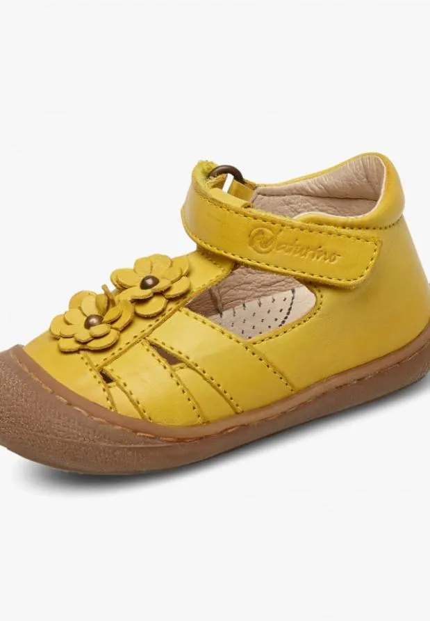 Sandals Kids Naturino NATURINO MAGGY Yellow Sandals Kids Naturino NATURINO MAGGY Yellow
