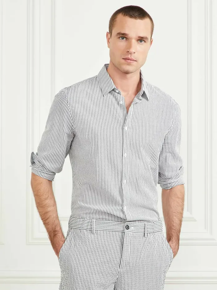 Shirts GUESS Men Seersucker Italian Notched Cuff Shirt Optical White and Blu Navy