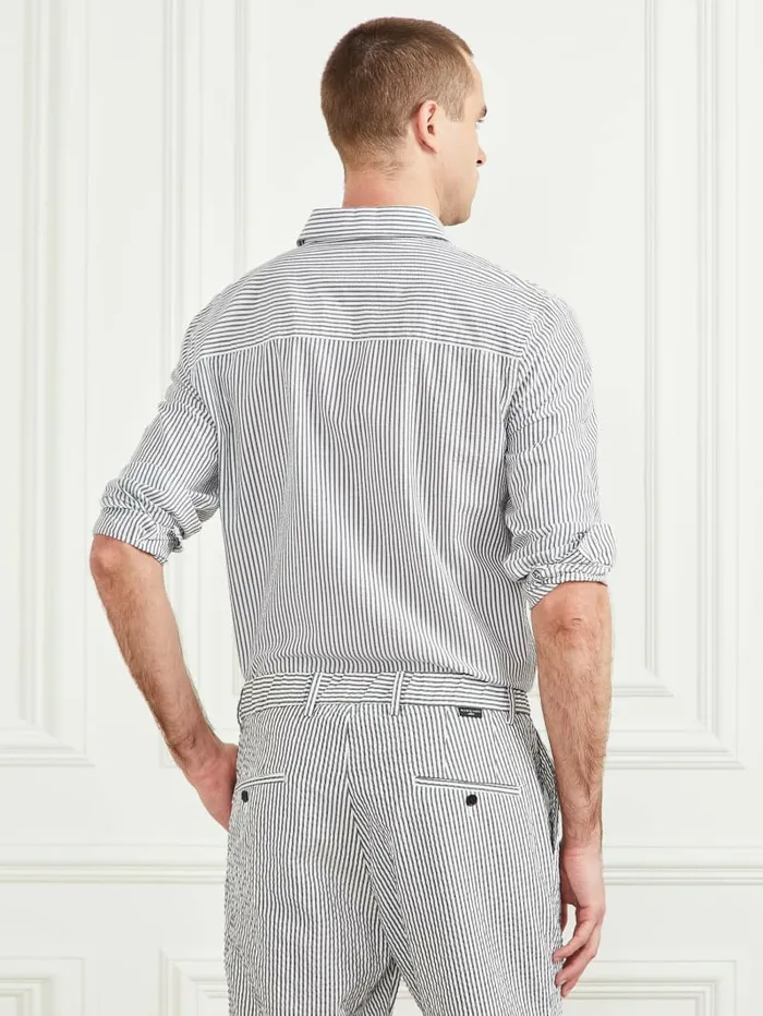 Shirts GUESS Men Seersucker Italian Notched Cuff Shirt Optical White and Blu Navy Shirts GUESS Men Seersucker Italian Notched Cuff Shirt Optical White and Blu Navy