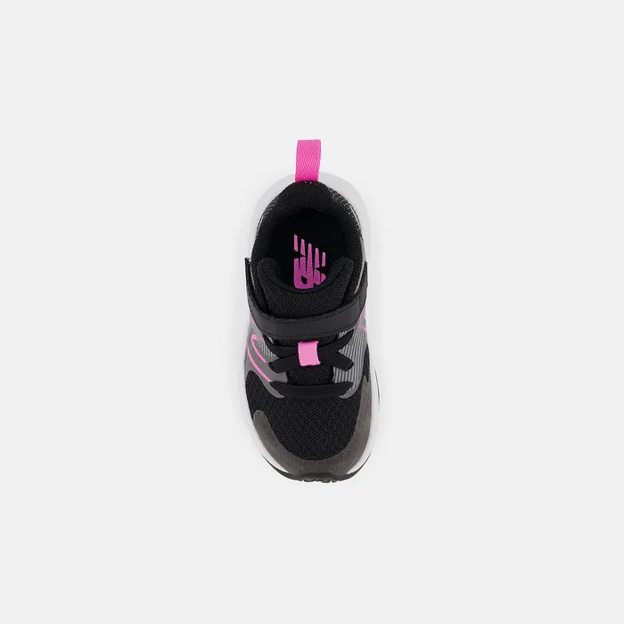 Size 0 8211 10 New Balance Kids Rave Run v2 Bungee Lace with Top Strap Black with Vibrant Pink Size 0 8211 10 New Balance Kids Rave Run v2 Bungee Lace with Top Strap Black with Vibrant Pink