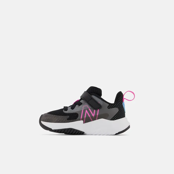Size 0 8211 10 New Balance Kids Rave Run v2 Bungee Lace with Top Strap Black with Vibrant Pink Size 0 8211 10 New Balance Kids Rave Run v2 Bungee Lace with Top Strap Black with Vibrant Pink