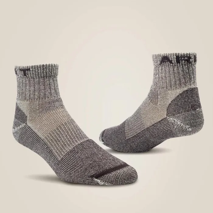 Socks Men Ariat Lightweight Merino Wool Blend Quarter Crew Steel Toe Work Sock 2 Pair Pack Brown Socks Men Ariat Lightweight Merino Wool Blend Quarter Crew Steel Toe Work Sock 2 Pair Pack Brown